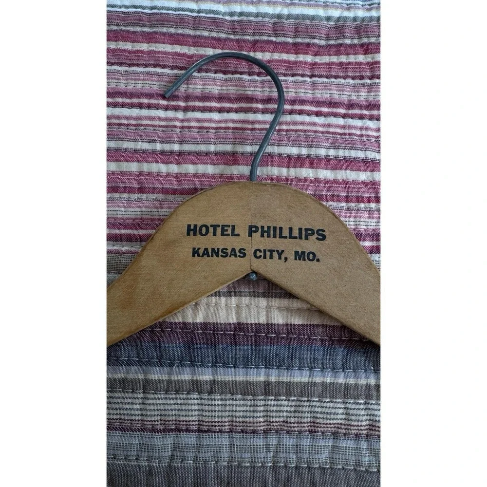 Vtg 5 pc Lot Antique Wire Hangers Advertising Wooden Clothes ny nj fl mo
